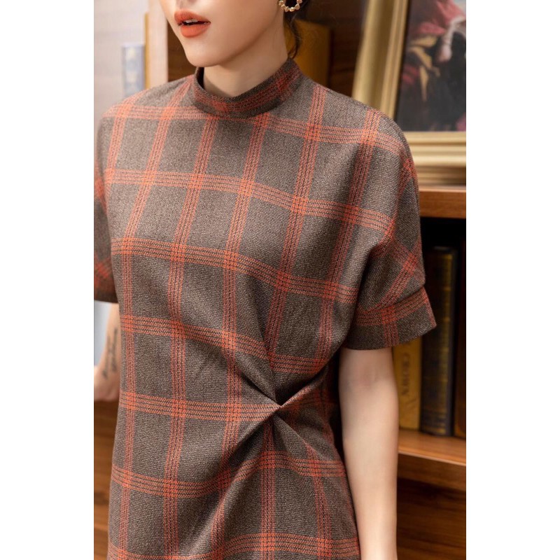 Vải Text kẻ Xanh Nâu may Váy Vest Blazer