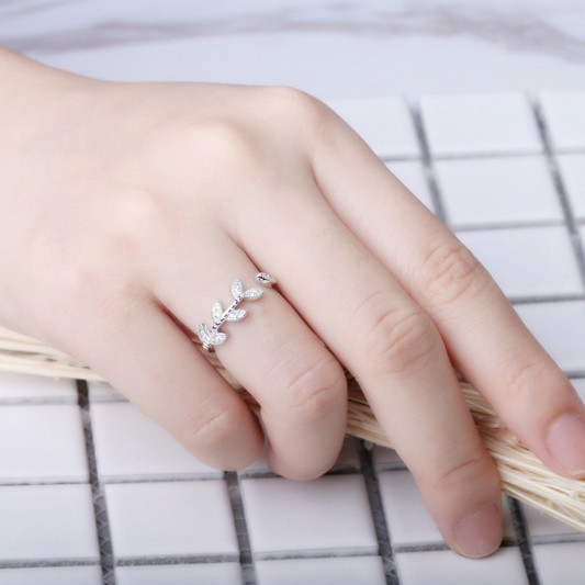 Nhẫn đính đá cao cấp kiểu dáng thanh mảnh trẻ trung dành cho nữ - MELY 1188