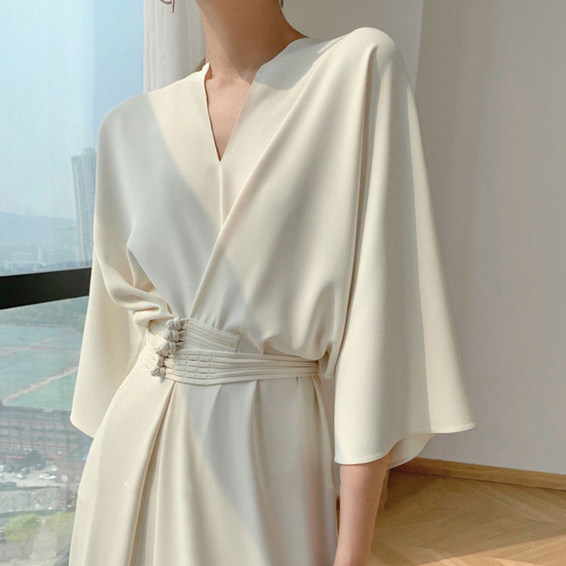 Đầm Nữ Cổ Chữ V Có Nút Gài Phong Cách Vintage Thời Trang