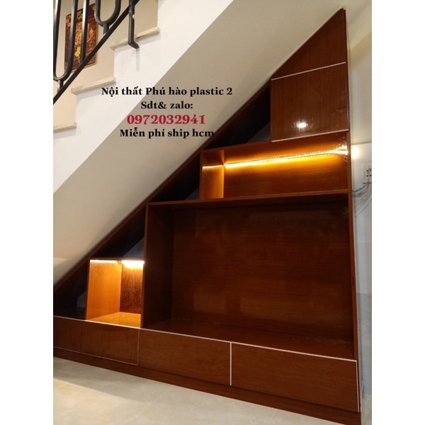 Tủ cầu thang nhựa vincoplast đóng theo kích thước yêu cầu