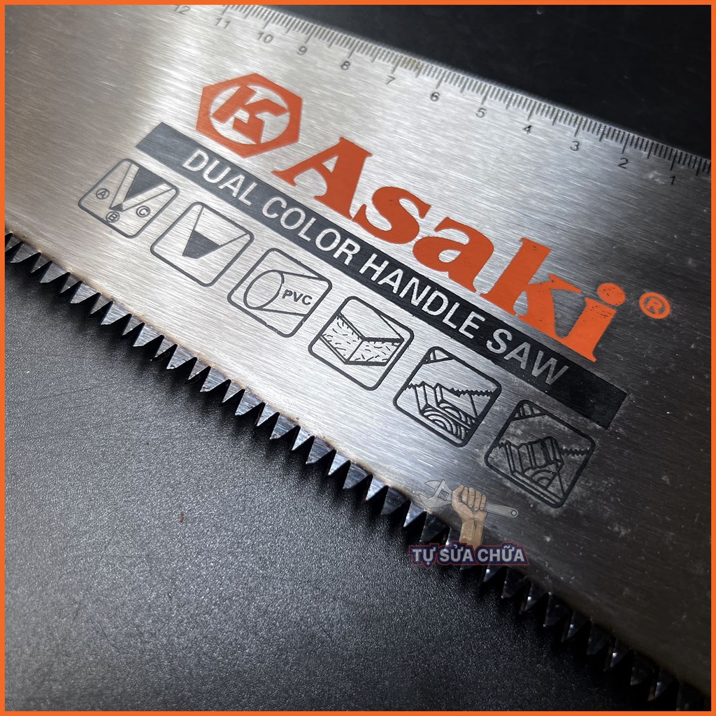 Cưa gỗ cầm tay sắc bén chống trơn trượt 400mm chính hãng Asaki AK-8658 có tích hợp thước chuyên cưa gỗ, ống nhựa, ván ép