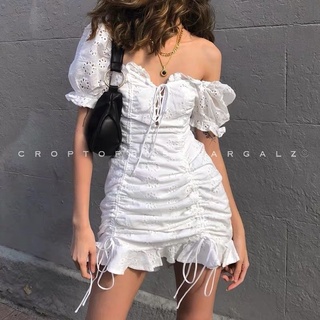 Váy đầm trễ vai đan dây ngực tay phồng đuôi cá hoa nhí lỗ - by SGGz