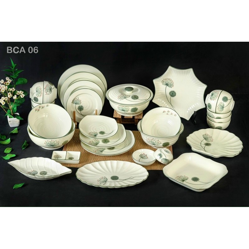 Bộ bát đĩa men kem, họa tiết hoa Bồ công anh vẽ thủ công. Gốm sứ Bát Tràng.