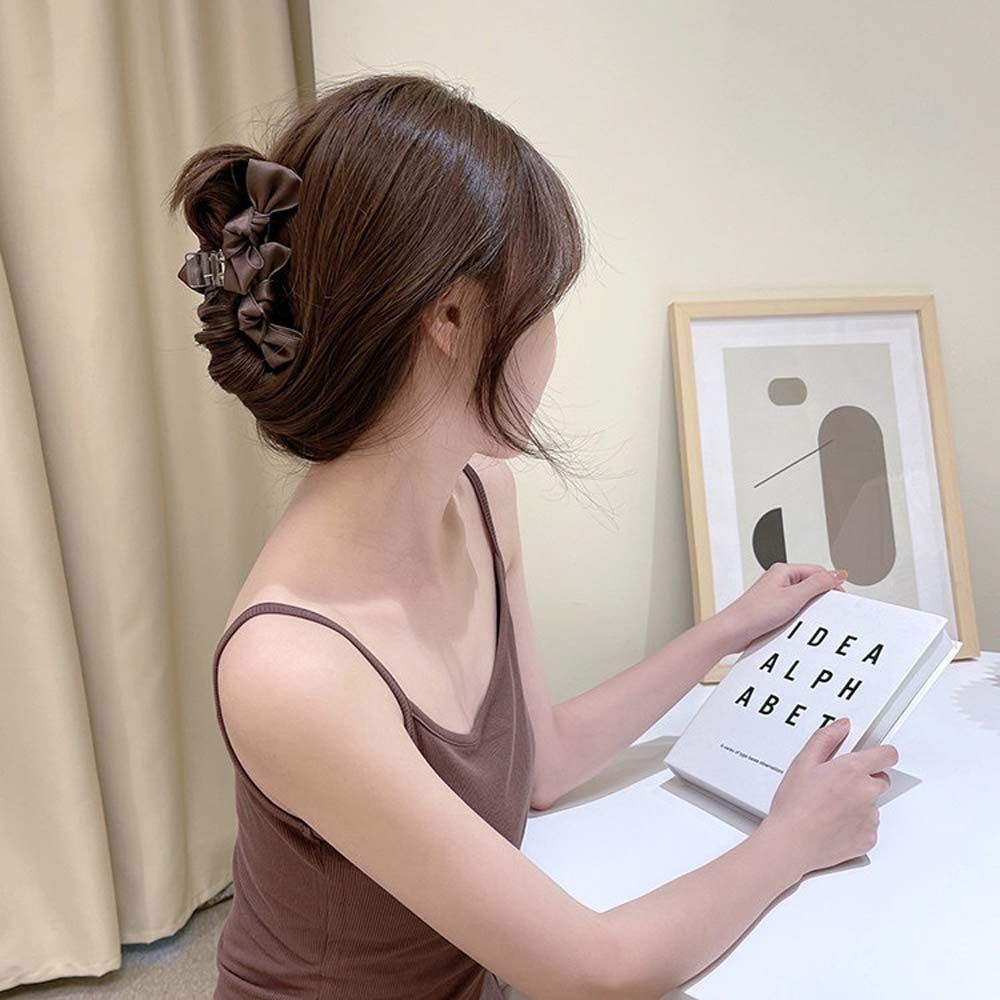 Kẹp tóc càng cua bằng satin màu sắc đơn giản phong cách Hàn Quốc cho nữ