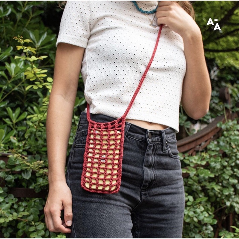 Túi móc len handmade đựng điện thoại