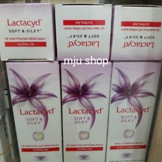Vệ sinh phụ nữ Lactacyd Tím