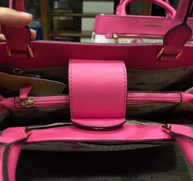 Túi MK auth sale(2 màu: hồng, xanh)