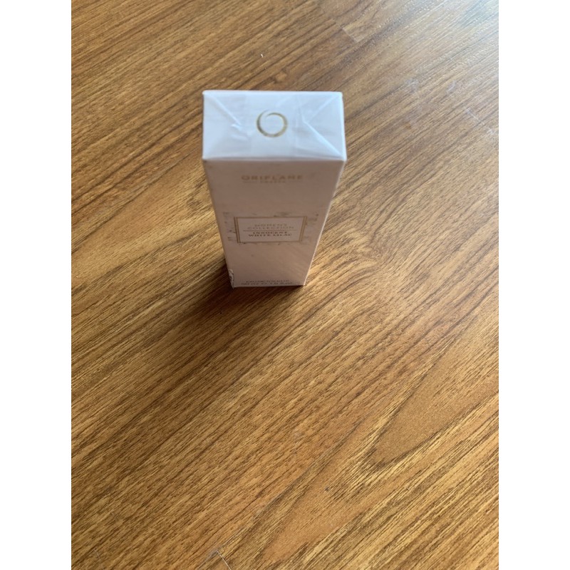 Nước hoa innocent white lilac