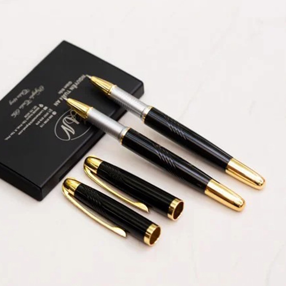 Bút ký doanh nhân CEO 001, ngòi 0.5 mm, mực đều mịn ở mọi góc nghiêng