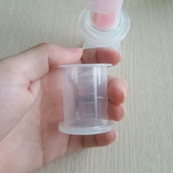 Dụng cụ cho bé uống thuốc BEPIKA có đầu silicon an toàn ( dạng xilanh)