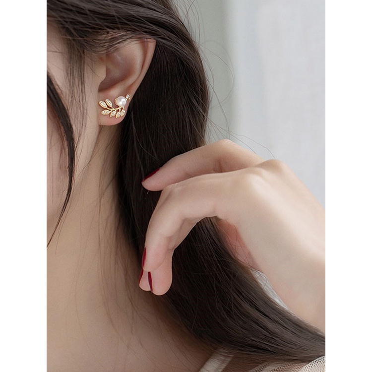 Bông Tai Hình Chiếc Lá Đính Ngọc Trai Giả Phong Cách Hàn Quốc Thời Trang Cho Nữ