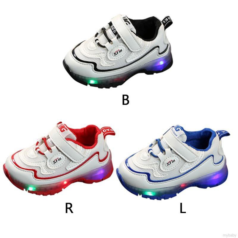 Giày Sneaker Đế Gắn Đèn Led Chống Trượt Cho Bé