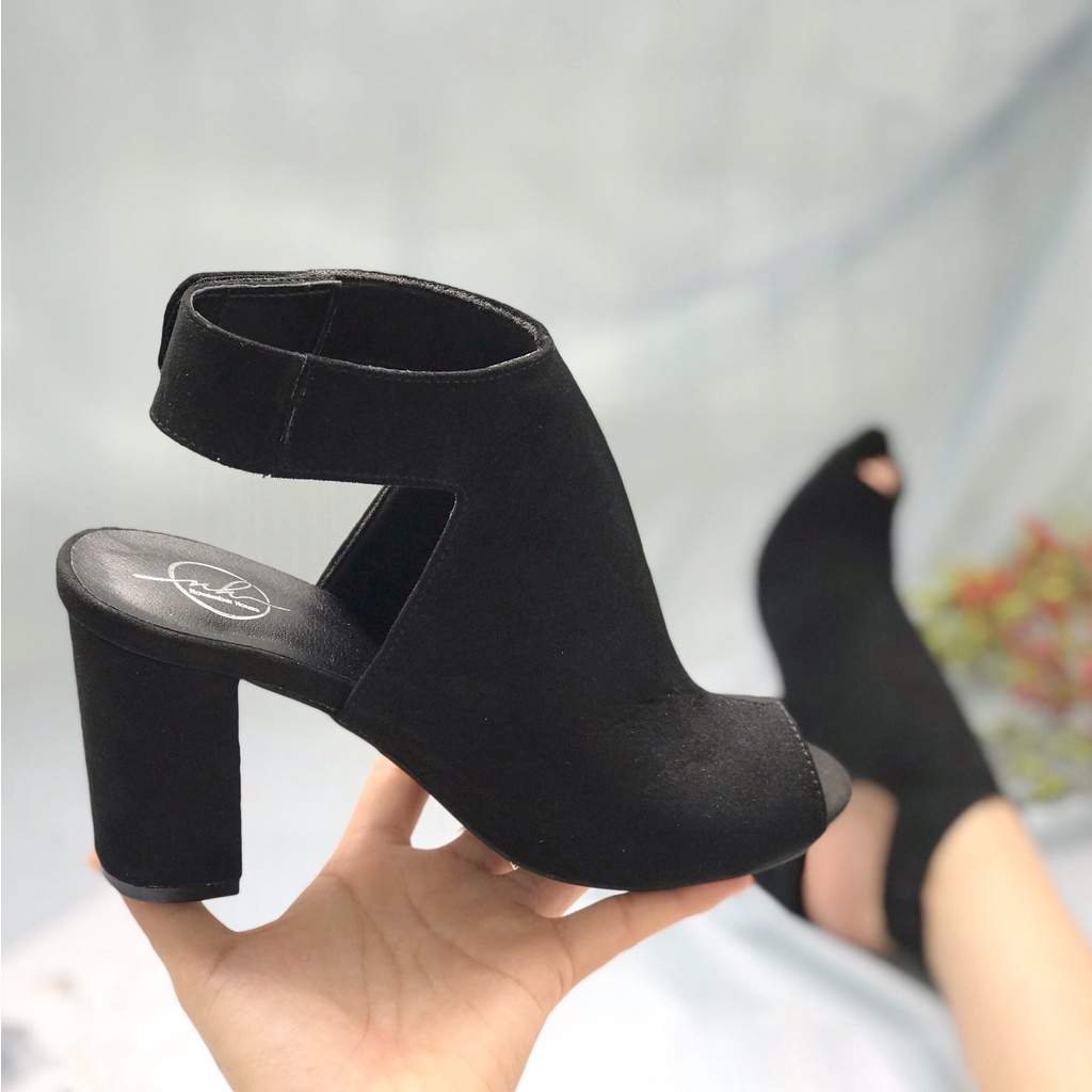 Boots cao gót kiểu dáng hở mũi gót thô 8cm thời trang nữ Lusi-shose mã sản phẩm TT26