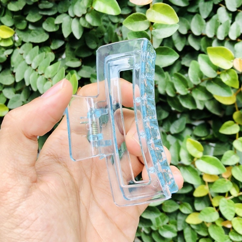 Kẹp nhựa Vuông màu trong siêu xinh giao màu ngẫu nhiên