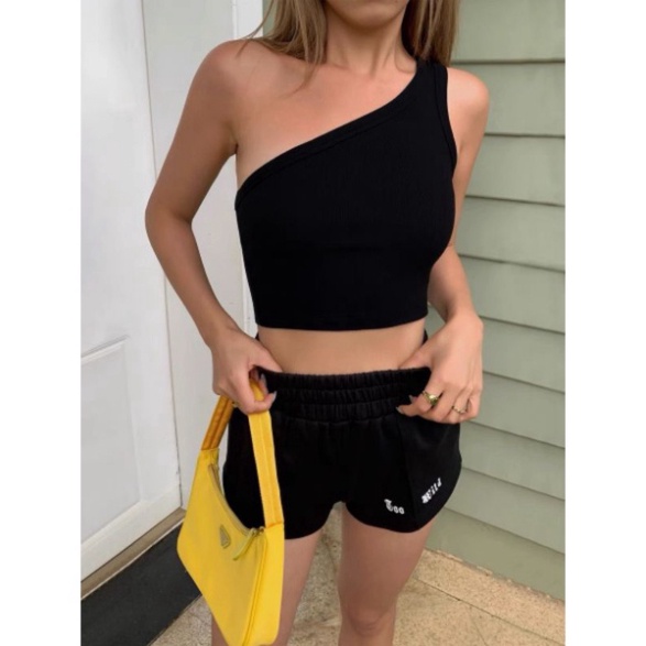 Áo Croptop Không Tay Lệch Vai Áo Lệch Vai 2 Màu Đen, Trắng Form Dành Cho Nữ Phong Cách Ulzzang Xưởng Áo Thun Croptop