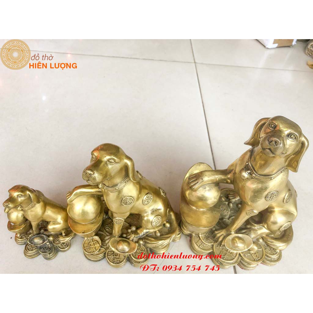 Tượng Chó Ngồi Bệ Vàng Phong Thủy – Linh Vật May Mắn Và Giữ Nhà