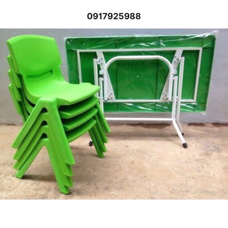 Bộ bàn ghế nhựa đúc trẻ em mẫu giáo