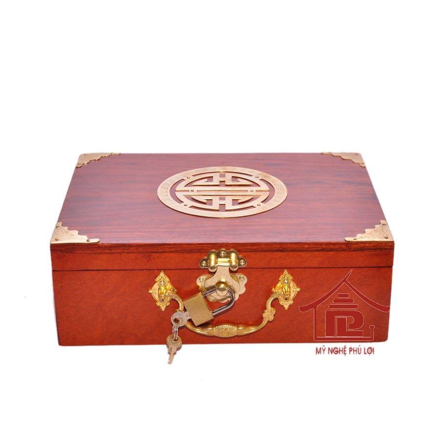 Hộp đựng trang sức. Con dấu