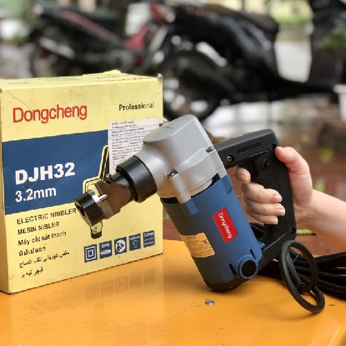 Máy cắt tôn sóng DongCheng DJH32