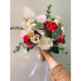 Hoa Cưới Cầm Tay Cô Dâu