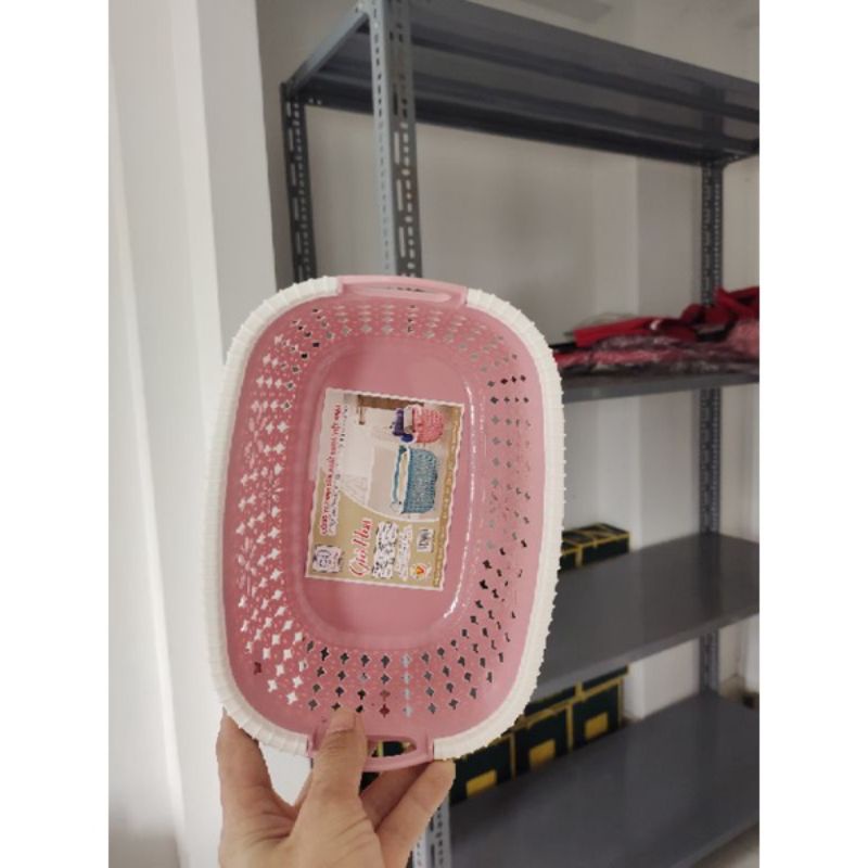 Giỏ nhựa hoa giả mây việt nhật có quai cầm màu pastel xinh xắn