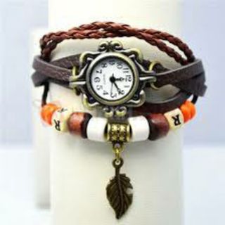 Đồng hồ dây da vintage