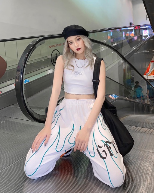 [Mã SKAMA06 giảm 8% tối đa 50K đơn 250K] Quần dài lửa FIRE SWEATPANTS | BigBuy360 - bigbuy360.vn