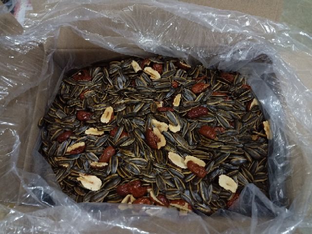 Sỉ thùng 5kg hướng dương tẩm vị óc chó, táo đỏ, caramel | BigBuy360 - bigbuy360.vn