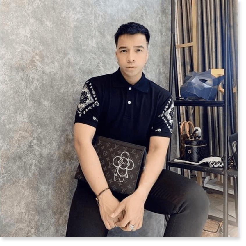 Áo Thun Nam In Thêu Tay Ngắn Cổ Bẻ Hàng Đẹp HP