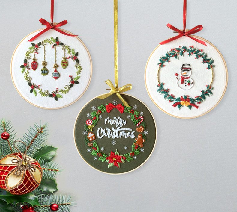 Bộ dụng cụ thêu hình vòng hoa chủ đề Giáng sinh dành cho người mới bắt đầu Có thể dùng để trang trí nhà cửa, quà tặng Christmas pattern embroidery material pack for home decoration, gifts