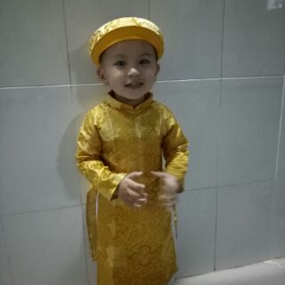 Áo dài cách tân cho bé trai