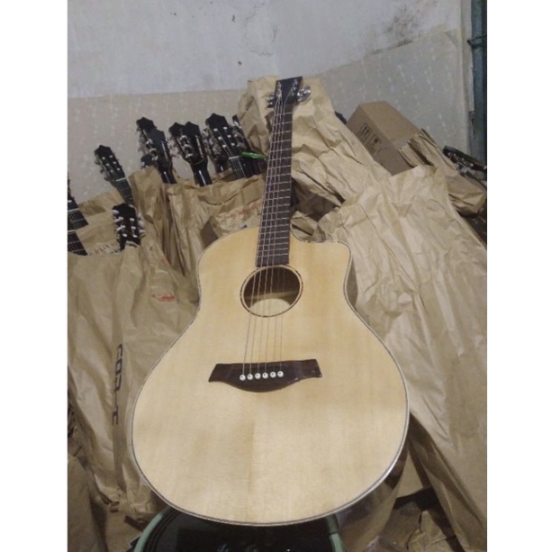 Đàn Guitar Học Sinh Sinh Viên Giá Rẻ Đàn Mới Đàn(như trong ảnh)