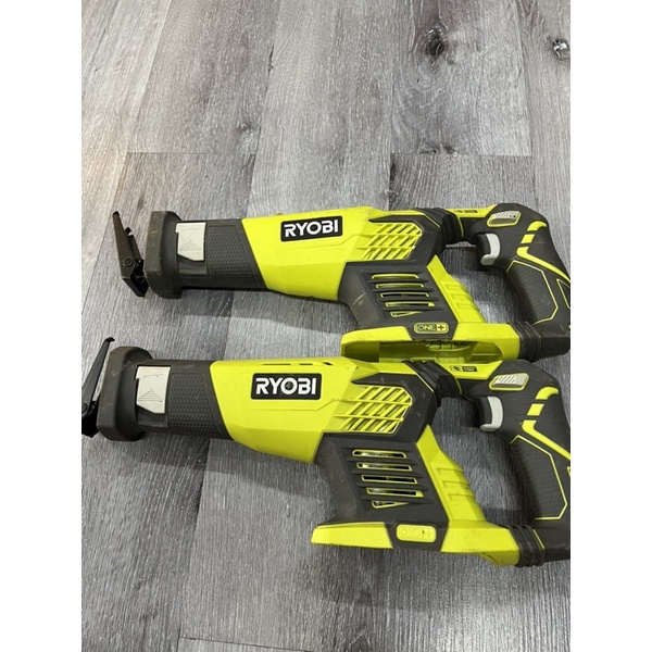 Cưa kiếm pin Ryobi