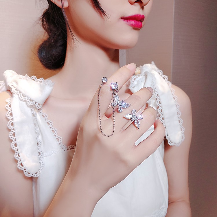 Nhẫn Đính Hôn Kim Cương Pha Lê Bướm Phong Cách Thời Trang Hàn Quốc Cho Nữ