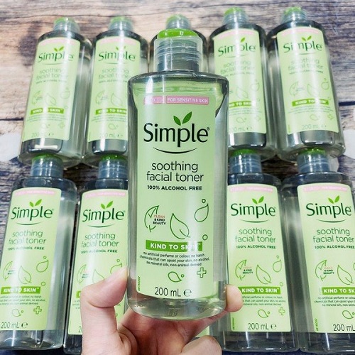 [HÀNG CHUẨN] Nước hoa hồng Simple Smoothing Facial Toner_Cân bằng độ PH_Hấp thụ dưỡng chất nhanh chóng