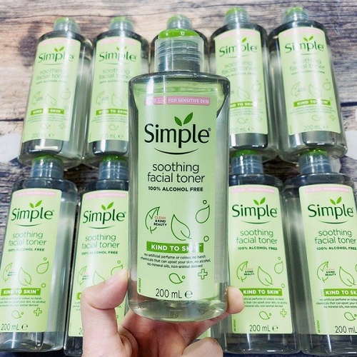 [HÀNG CHUẨN] Nước hoa hồng Simple Smoothing Facial Toner_Cân bằng độ PH_Hấp thụ dưỡng chất nhanh chóng