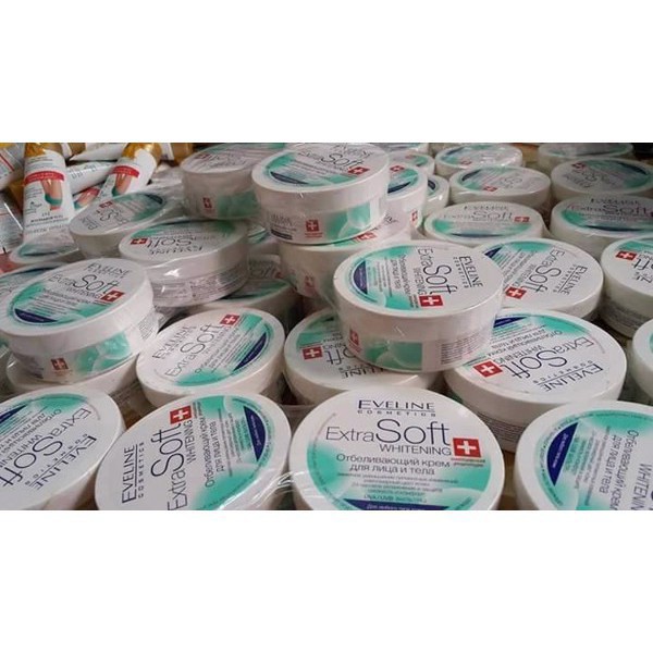 [CHINH HÃNG] Kem dưỡng ẩm trắng da mặt và toàn thân Eveline Extra Soft Whitening 200ml - Nga | BigBuy360 - bigbuy360.vn