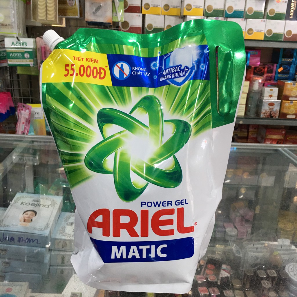 Nước giặt Ariel Matic túi 2.3kg (2.2 lít)