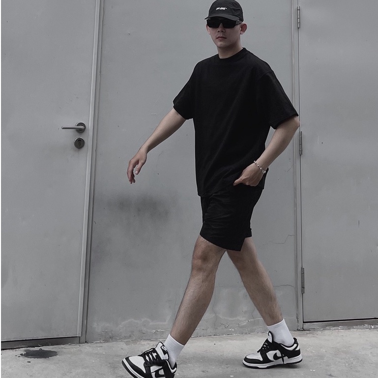 Quần short đùi nam nữ vải dù dày dặn EWIGEN , bên trong có lót lưới full quần nhưng vẫn thoáng mát và nhanh khô