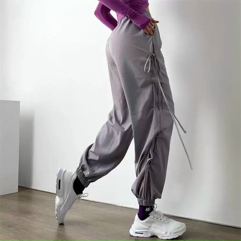 Quần jogger nữ quảng châu chất dù, dây rút, form bự mặc siêu chất