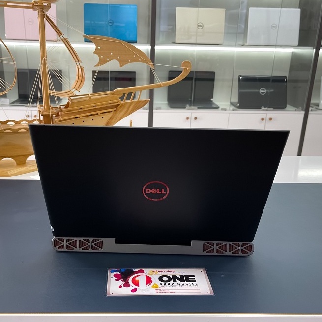 Laptop Dell 7467 Core i7 7700HQ/ Ram 16Gb/ Card đồ họa rời Nvidia GTX1050TI mạnh mẽ .