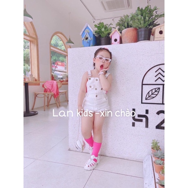 Set yếm jean kaki cho bé gái. Yếm trẻ em kèm áo ống