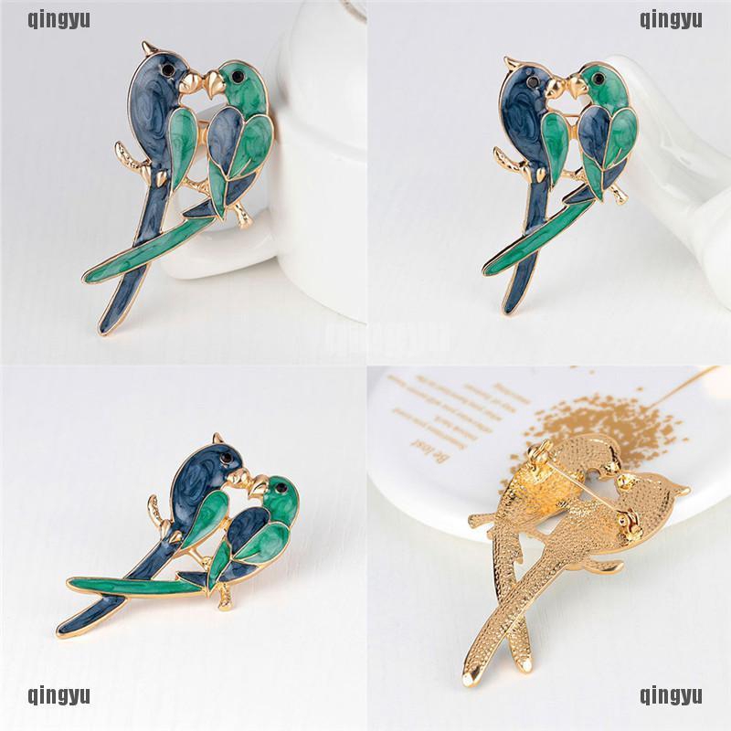 Trâm Cài Áo Mạ Vàng Hoạ Tiết Giáng Sinh