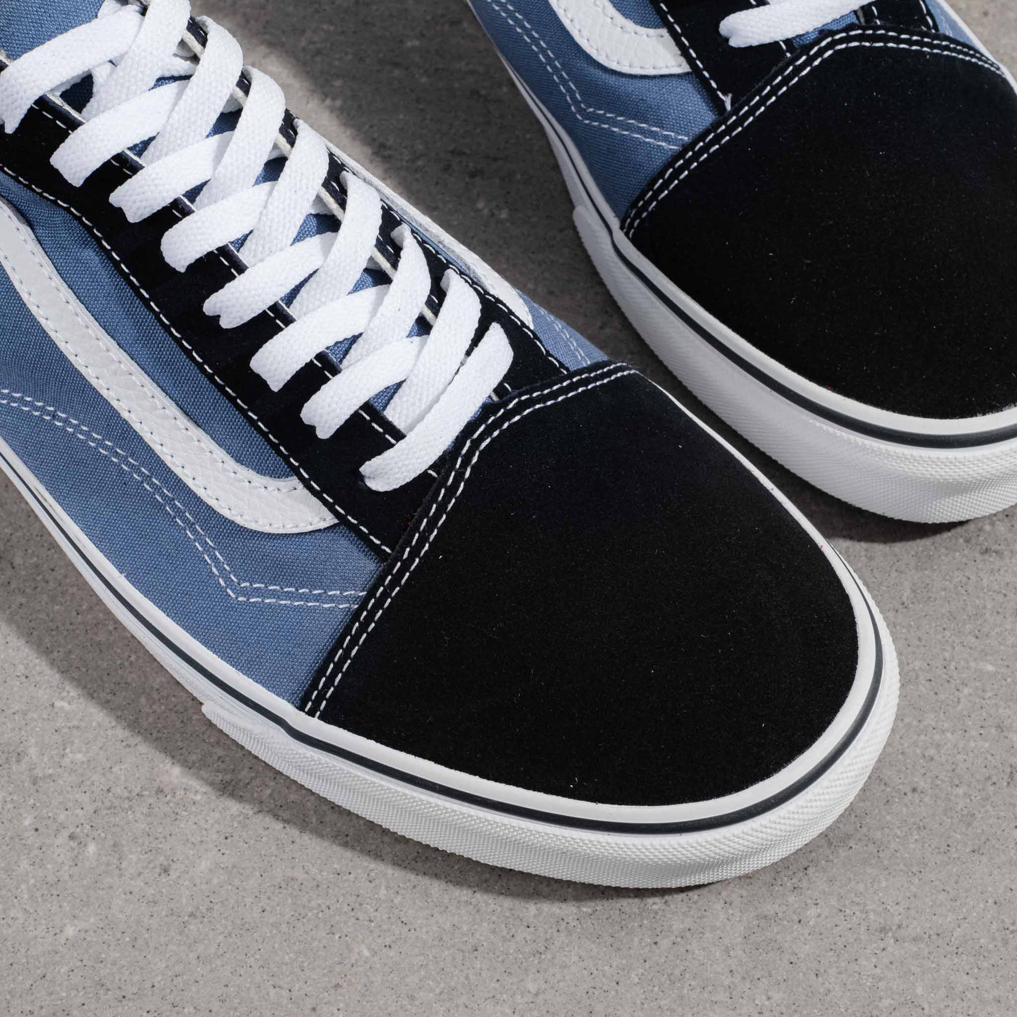 Giày Sneakers Vans Old Skool Màu Đen Xanh Navy