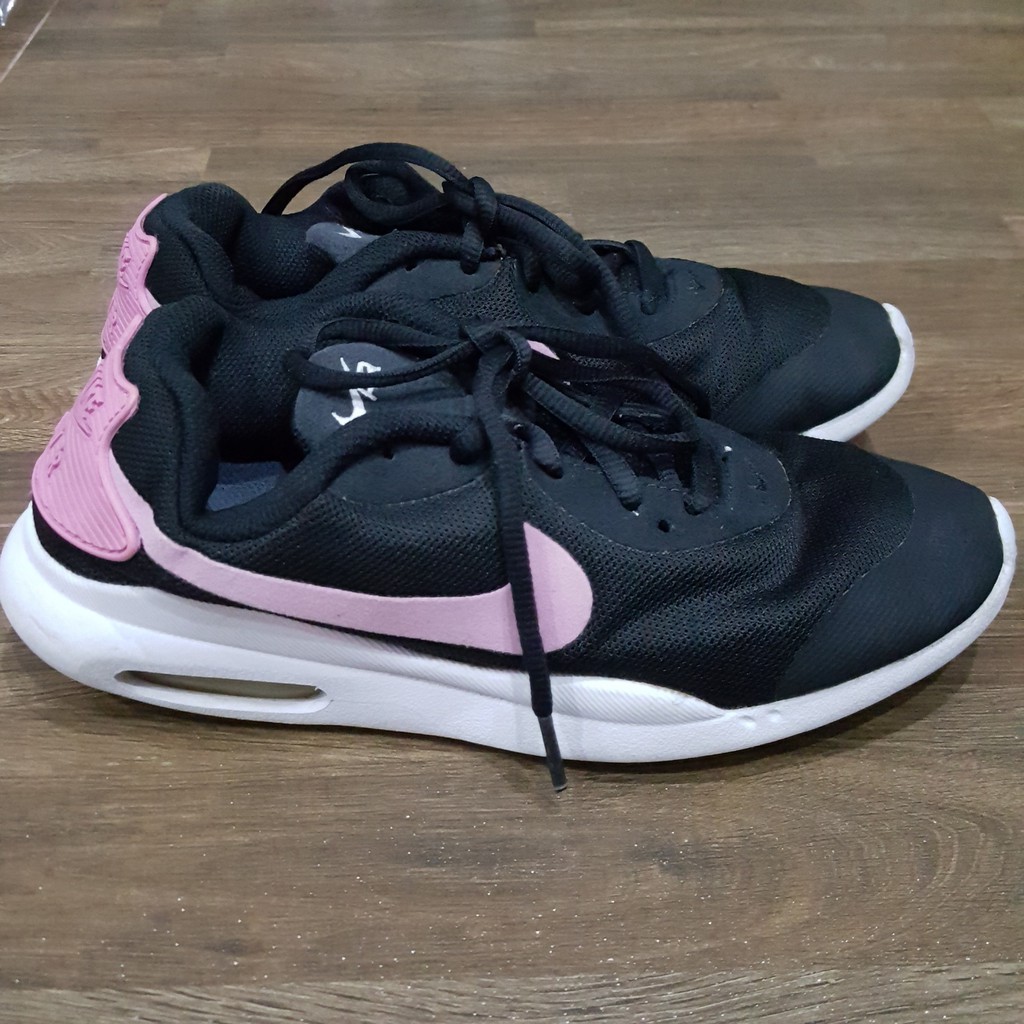 Giày thể thao hiệu Nike / Real 2hand / ar7423-001 - size 37.5