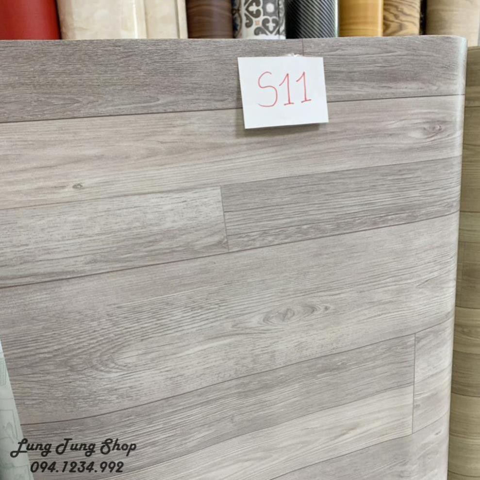 Thảm nhựa simili lót sàn vân gỗ nhám như thật