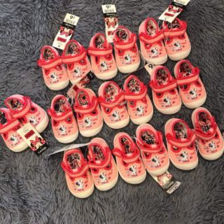 Giày slip on Mickey