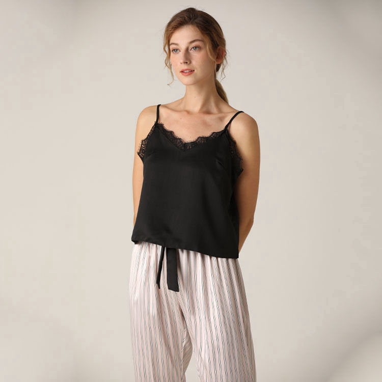 Đồ Ngủ Dáng Rộng Hoạ Tiết Kẻ Sọc Cho Phái Nữ