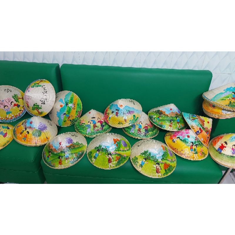 Nón lá thêu dể thương cho bé tặng kèm quai nón xinh