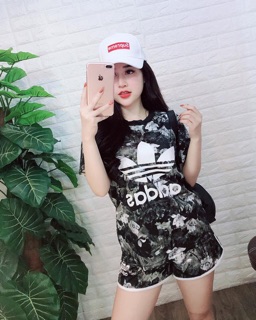 Bộ đồ Adidas